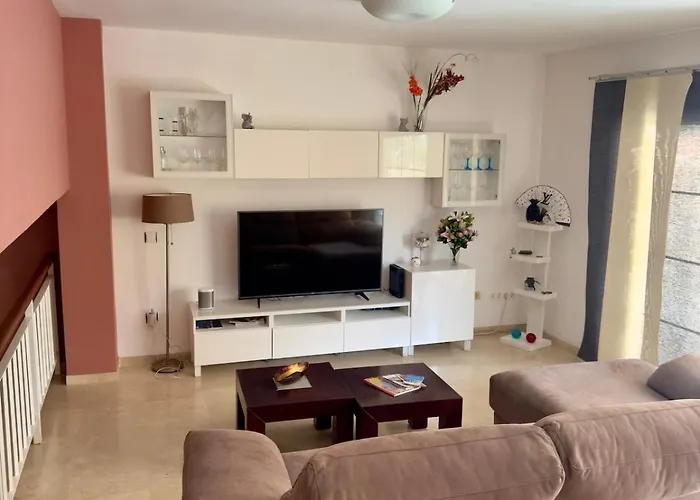 Prázdninový dům Gurugu House *