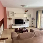 Дом отдыха Gurugu House *