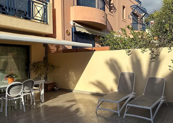 Hébergement de vacances Gurugu House